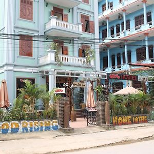 Phong Nha Gecko Hostel Ðồng Hới Exterior photo