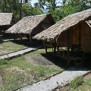 Villa Tampat Do Aman Kudat Exterior photo