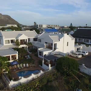 Saxon Lodge Gansbaai Exterior photo