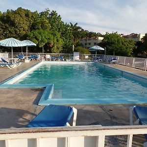 Sky Club @ Montego Bay Club Resort Exterior photo