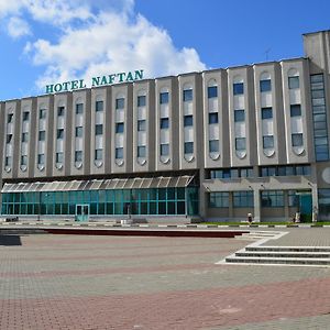 Naftan Hotel Navapolatsk Exterior photo