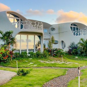 Swan Villas Maya Beach Exterior photo