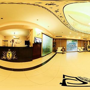 Hotel Crown Inn Karachi Exterior photo