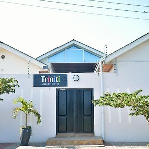 Triniti Airport Hotel Dar es Salaam Exterior photo