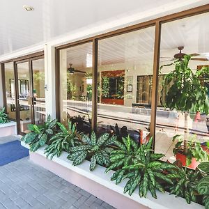 Hotel Flor Blanca Manuel Antonio Exterior photo