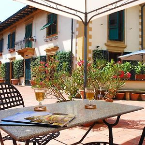 Poggio Imperiale Apartments Florence Exterior photo