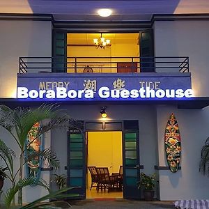 BoraBora Beach Guesthouse Penang Georgetown Exterior photo