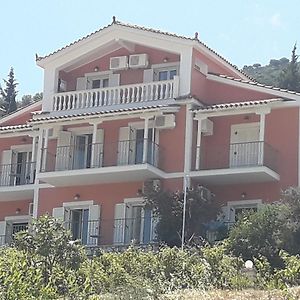 Myrtos Hotel Divarata Exterior photo