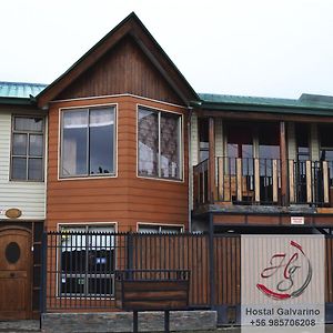 Hostal Galvarino Puerto Natales Exterior photo