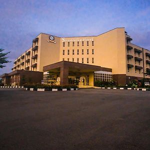 Sandralia Hotel Abuja Exterior photo