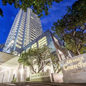 Grande Centre Point Hotel Ploenchit - SHA Plus Bangkok Exterior photo