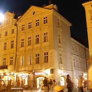 Old Town Square Residence By Emblem Praga Exterior photo
