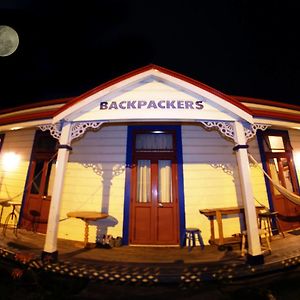 Stables Lodge Backpackers Napier Exterior photo