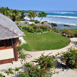 White Grass Ocean Resort & Spa Iuiak Exterior photo