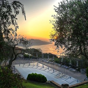 Gocce Di Capri - Hotel&Serviced residencia Massa Lubrense Exterior photo