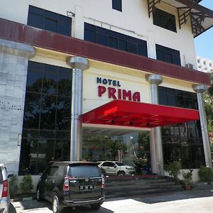 Hotel Prima Makassar Exterior photo