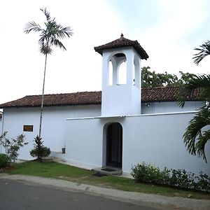 Regent Lodge Hotel & Villa Kandy Exterior photo