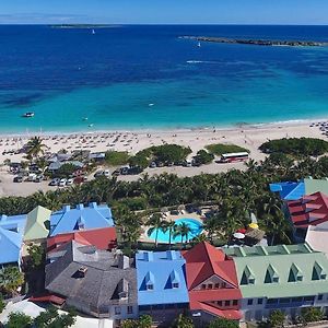 Alamanda Resort Orient Bay Exterior photo