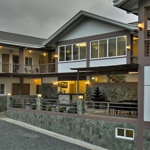 Hôtel Tagaytay Wingate Manor à Tagaytay City Exterior photo