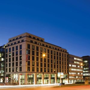 Intercityhotel Hamburg Hauptbahnhof Exterior photo