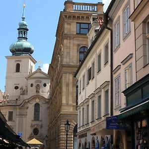 Prague Golden Age Facilities photo