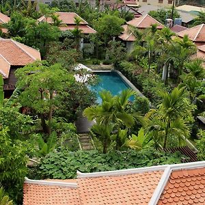 Villa Amalia Siem Reap Exterior photo