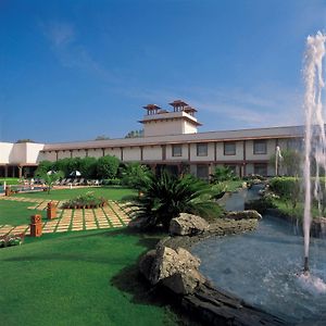 Hotel Trident Agra Agra  Exterior photo