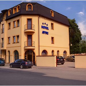 Attic Hotel Praha Exterior photo