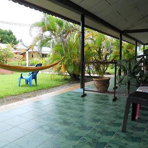 Rainbow Lodge Pantai Cenang  Exterior photo