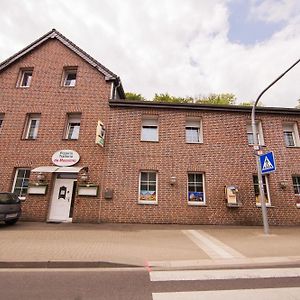 Hotel Burghof Stolberg (Rhineland) Exterior photo