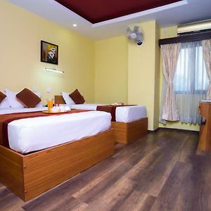 Oyo 105 Hotel Travel Inn Katmandou Exterior photo