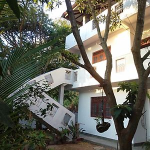 Seagull's Nest Appartement Tangalle Exterior photo