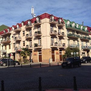 Irise Hotel Batumi Exterior photo