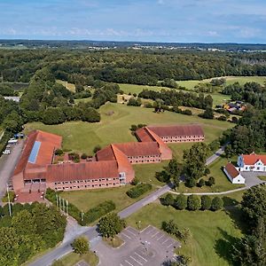 Bymose Hegn Hotel&Kursuscenter Helsinge Exterior photo