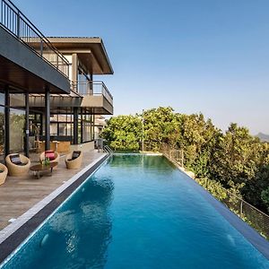 Saffronstays Falcon Hill, Lonavala - Luxury Villa With Infinity Pool Near Lion'S Point Exterior photo