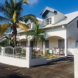 Bed and Breakfast Le Caillou Blanc à Saint-Paul Exterior photo