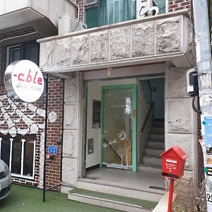 Able Guesthouse Hongdae โซล Exterior photo