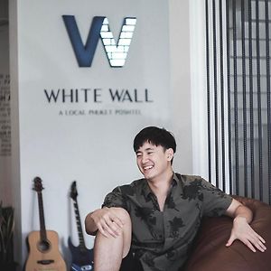 White Wall Poshtel Phuket Exterior photo