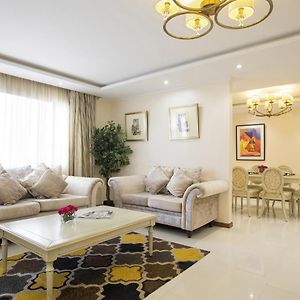 Golden Prince Hotel&Suites Cebu Exterior photo