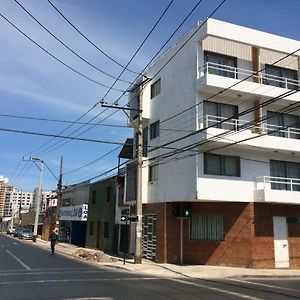 Hospedaje Amunategui Iquique Exterior photo