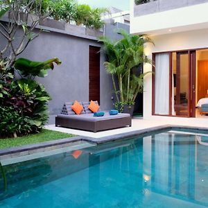 Villa Sally Canggu Exterior photo