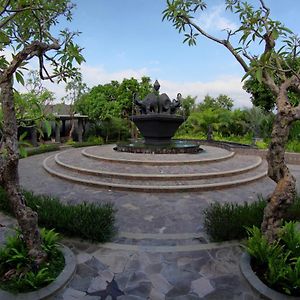 Gino Feruci Villa Lovina By Kagum Hotels Lovina (Bali) Exterior photo