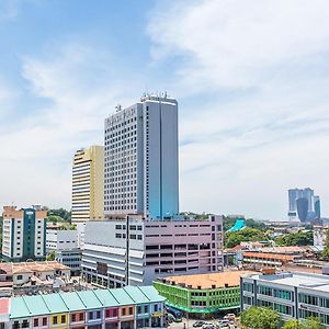 Ramada Plaza By Wyndham Melaka Malacca Exterior photo