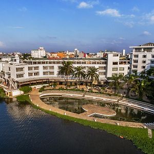 Huong Giang Hotel Resort & Spa Hue Exterior photo