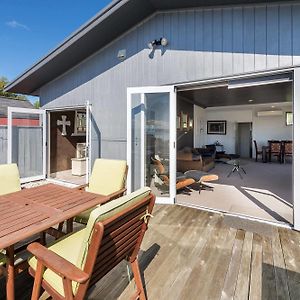 Lakeside City Apartments - Penthouse And Studio Rotorua Exterior photo