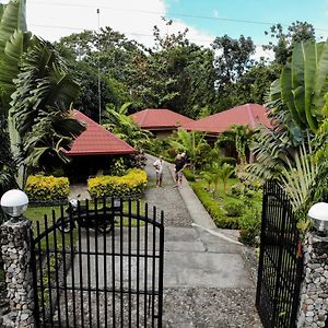 Mountain View Cottages Mambajao Exterior photo