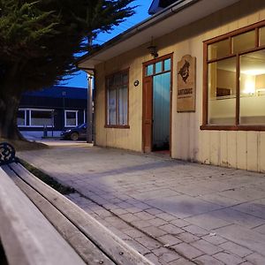 Antiguos Bed And Breakfast Puerto Natales Exterior photo
