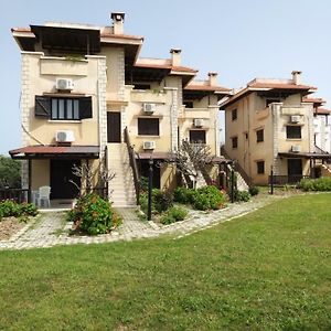 Balci Plaza Hotel And Balci Plaza Guest Bungalows Karpaz Peninsula Selenias Exterior photo