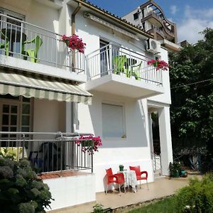 Guest House Vila Bak Budva Exterior photo