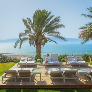 Ein Gedi Kibbutz Hotel Exterior photo